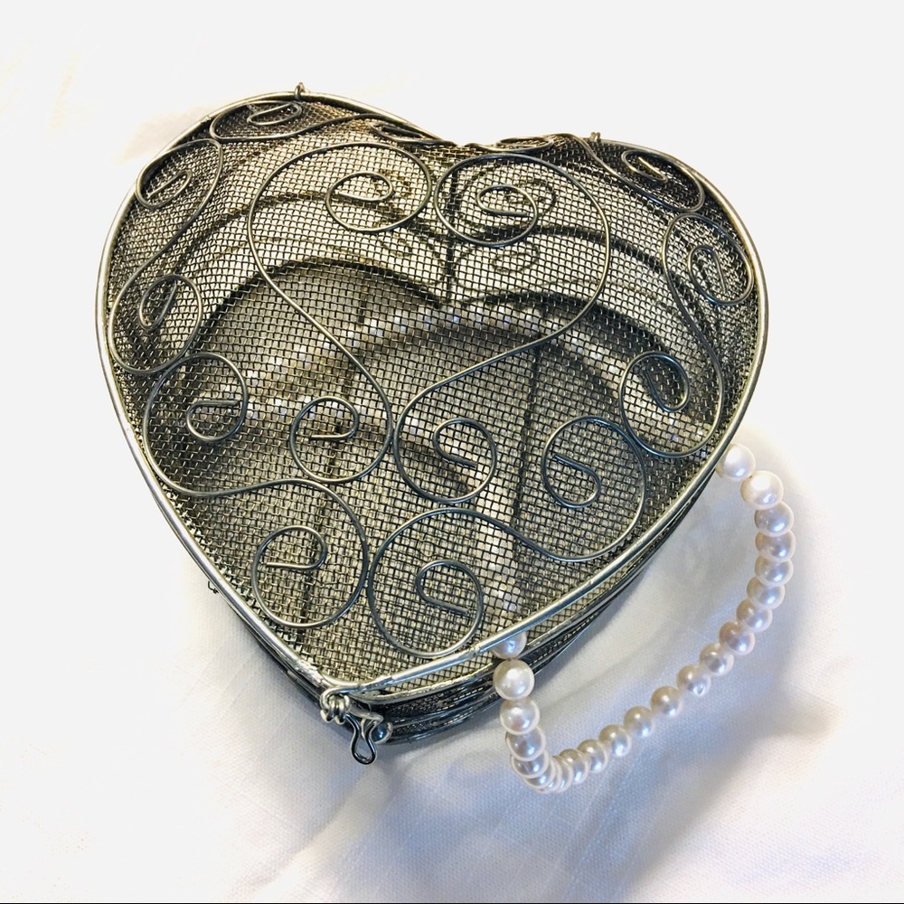 NEW - THINGS REMEMBERED Heart Jewelry Box